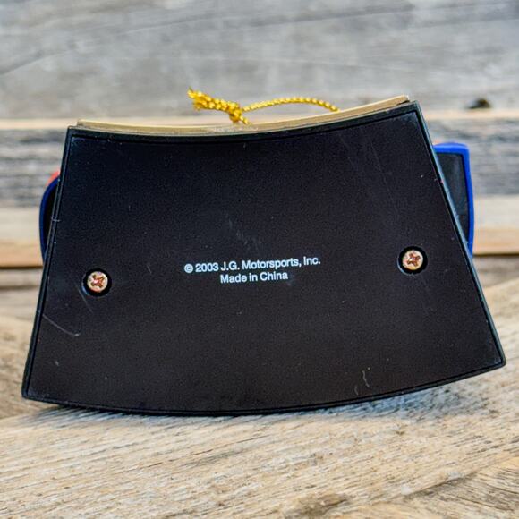 Pair-Vintage NASCAR Winner's Circle Ornaments-2003 Jeff Gordon & 2002 Ricky Rudd - Picture 4 of 11